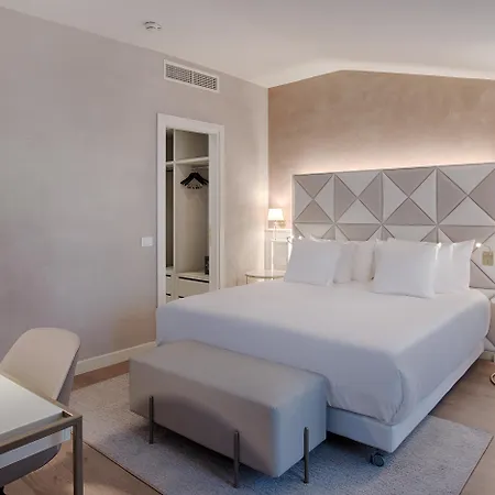 Готель Nh Collection Palazzo