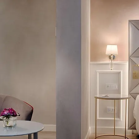Готель Nh Collection Palazzo 5*