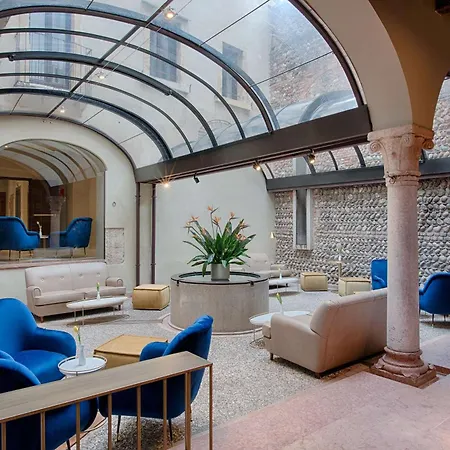 Готель Nh Collection Palazzo