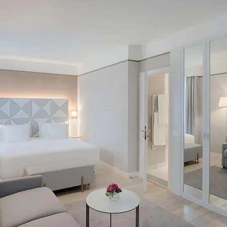 Готель Nh Collection Palazzo